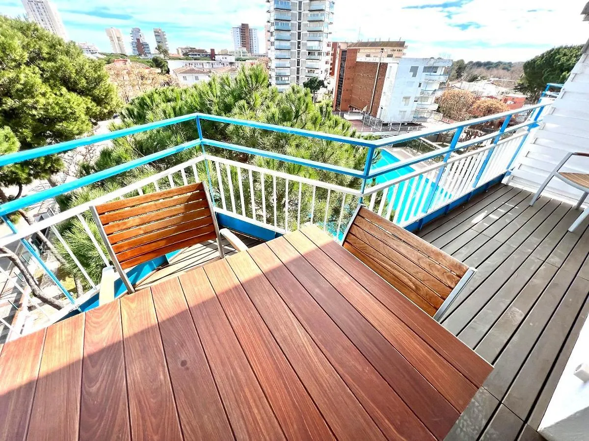 Oriol Center Apartments